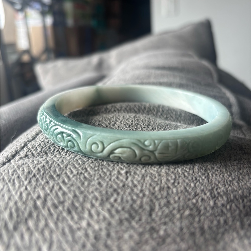 Carved Light Green Jadeite Bangle -85 mm